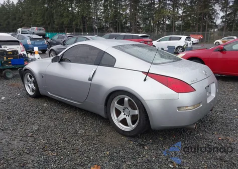 2004 Nissan 350Z z USA, uszkodzony, nr VIN JN1AZ34D74T162028